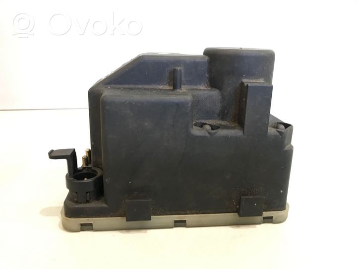 Mercedes-Benz 190 W201 Vakuumpumpe Unterdruckpumpe Zentralverriegelung 0008001148