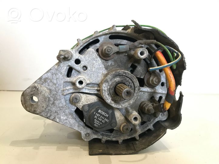 Opel Frontera A Generator/alternator 1204330