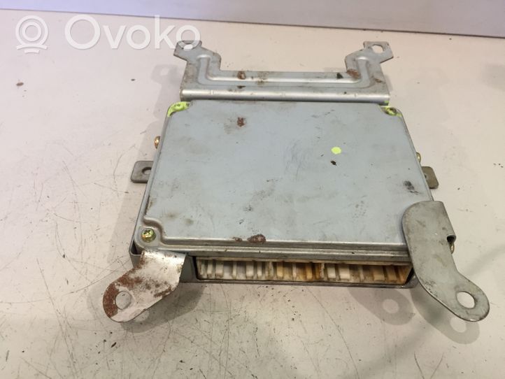 Mazda 626 Sterownik / Moduł ECU RF4F18881C