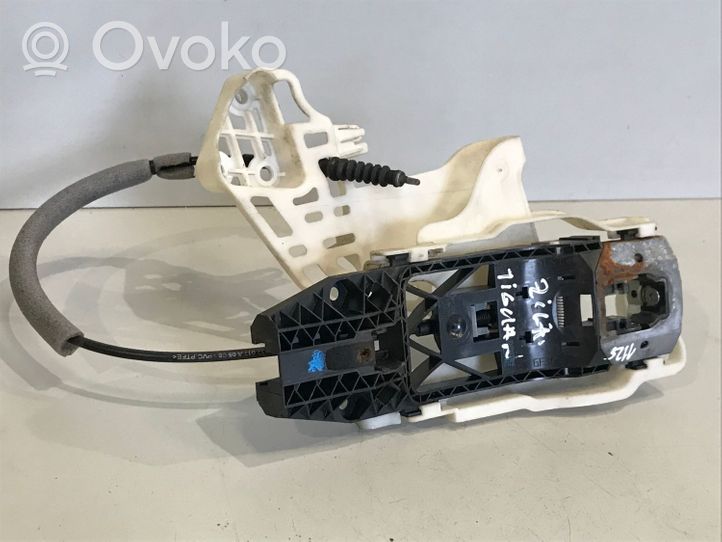 Volkswagen Tiguan Support poignée extérieur de porte avant 5N0837885F