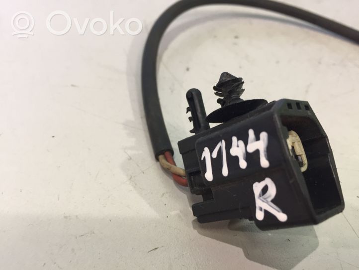 Volvo S60 Detonation knock sensor 98MF12A699BA