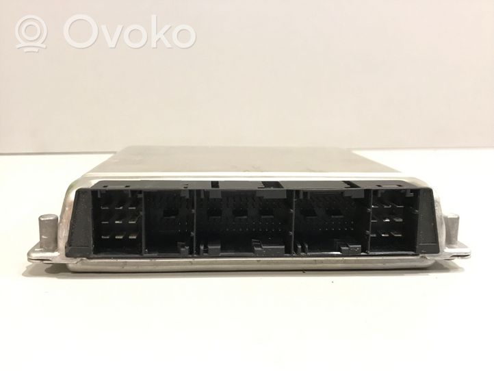 Mercedes-Benz C W203 Sterownik / Moduł ECU A6111537779