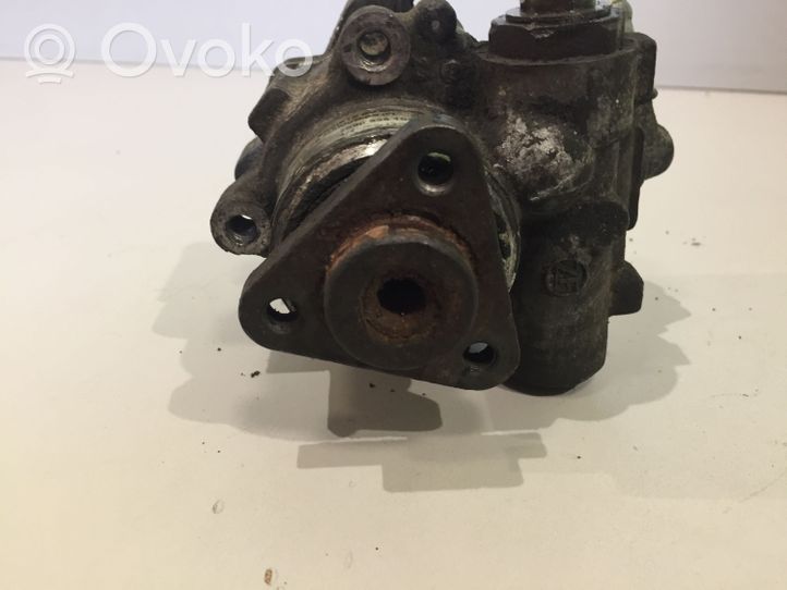 Volkswagen PASSAT B5 Power steering pump 7690955102