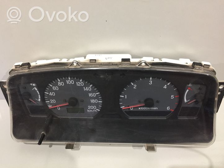 Mitsubishi Pajero Sport I Compteur de vitesse tableau de bord MR506277