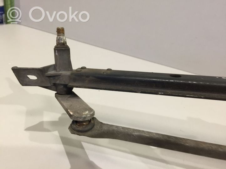 Audi 200 Mechanizm i silniczek wycieraczek szyby przedniej / czołowej 0390241090