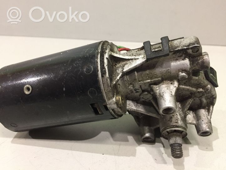 Volvo 460 Moteur d'essuie-glace 0390246313