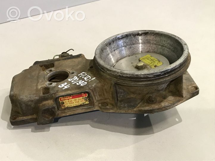 Audi 80 90 S2 B4 Kraftstoffverteiler Einspritzleiste 0438121049