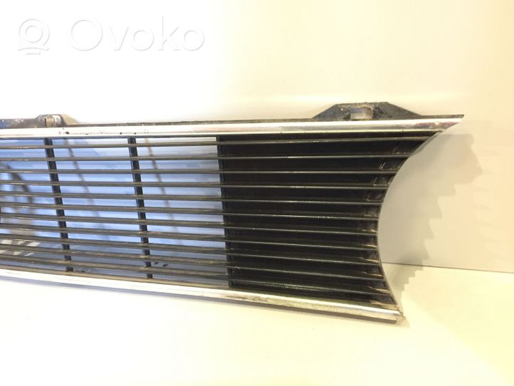 Volkswagen Golf I Grille de calandre avant 171853653D