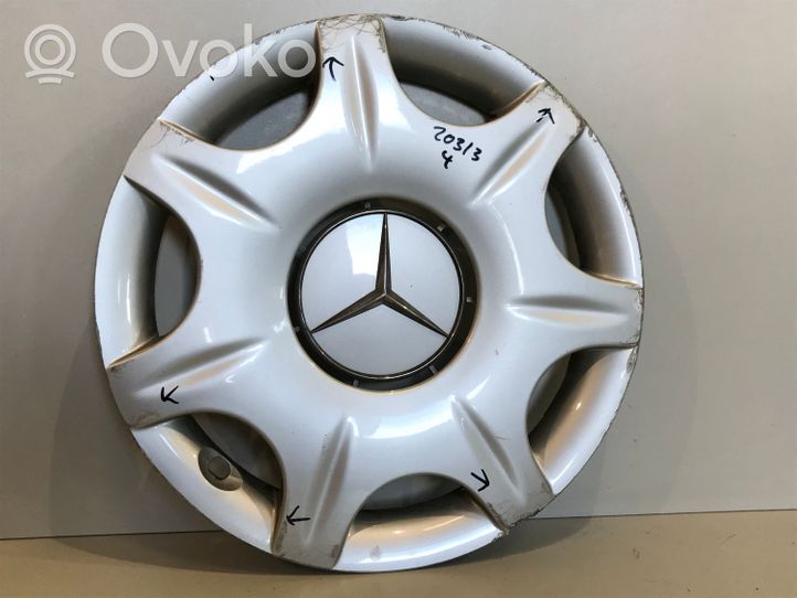 Mercedes-Benz E W210 Kołpaki oryginalne R16 2104010324