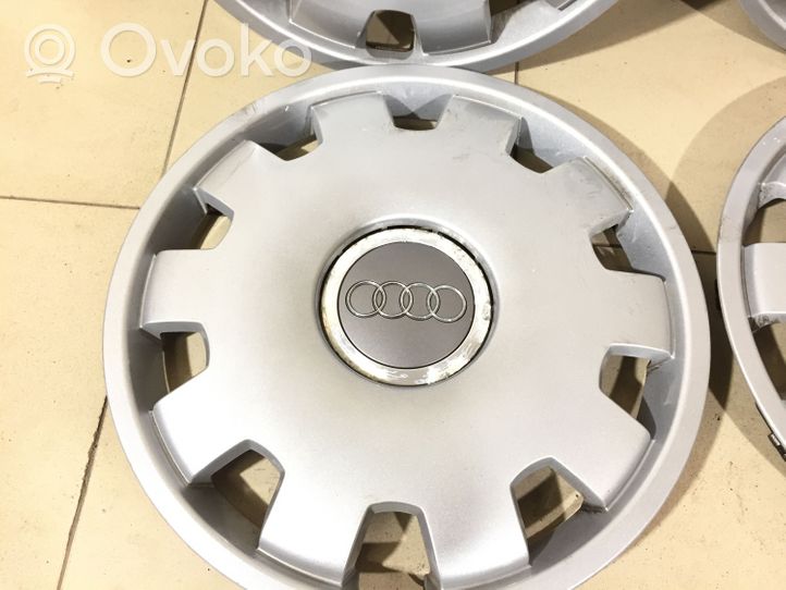 Audi A6 S6 C5 4B Originalus R 16 rato gaubtas (-ai) 4B0601147D