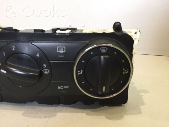 Mercedes-Benz A W169 Centralina del climatizzatore A1698301385