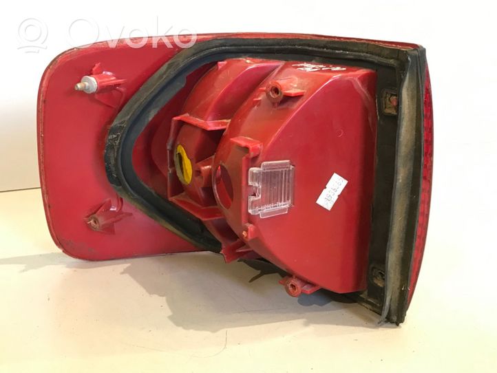 Audi 80 90 S2 B4 Lampa tylna 014411913