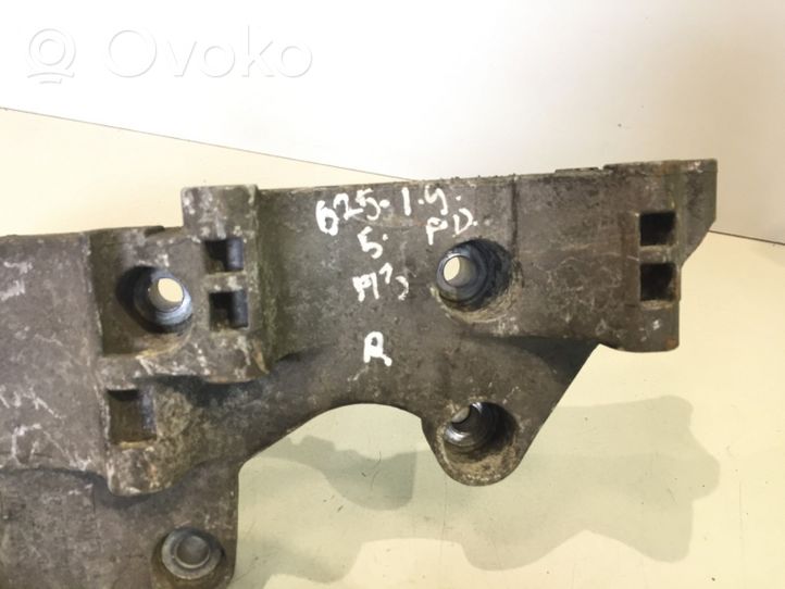 Audi A3 S3 8L Support de générateur / alternateur 045903143C