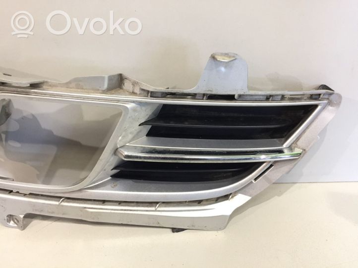 Mazda 6 Grille antibrouillard avant GS7T50C22