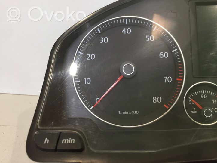 Volkswagen Jetta V Compteur de vitesse tableau de bord 1K0920874A