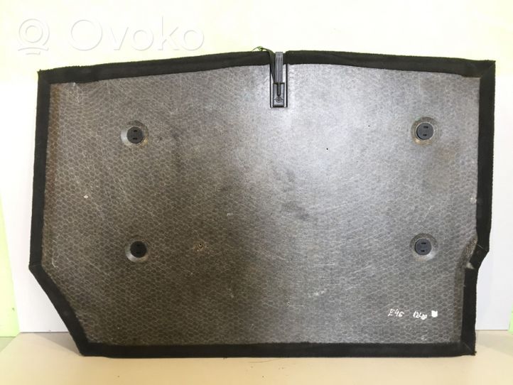 BMW 3 E46 Tapis de coffre 8208380