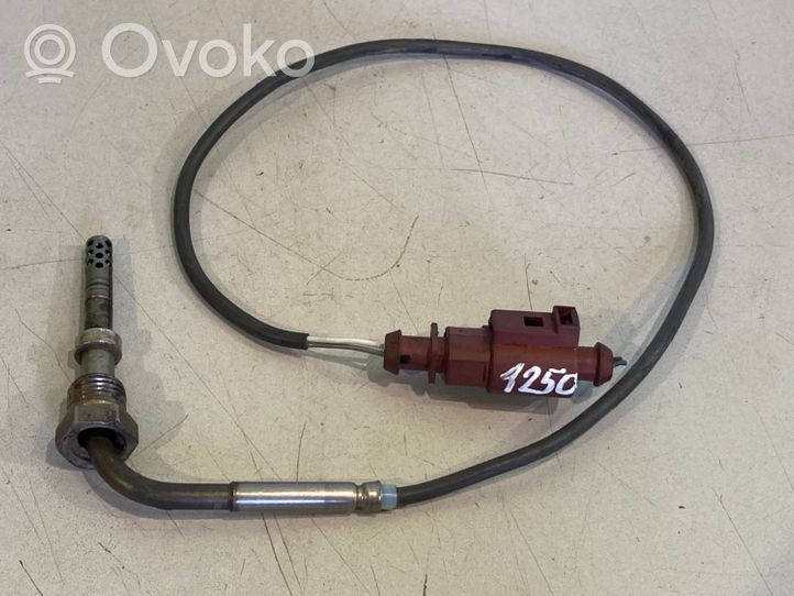 Volkswagen PASSAT B6 Sensore di temperatura dei gas di scarico 1J093702