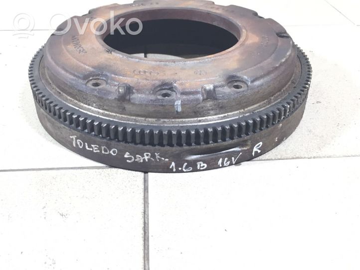 Seat Toledo II (1M) Kit frizione 036141025K