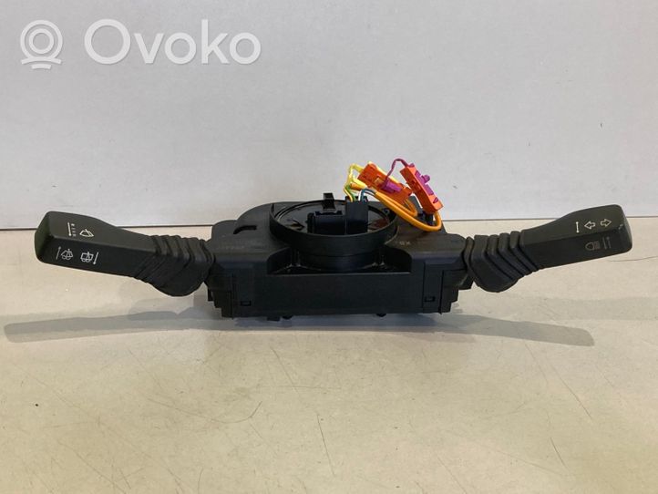 Opel Astra H Leva/interruttore dell’indicatore di direzione e tergicristallo 13276158