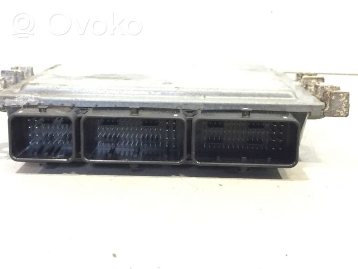 Renault Scenic III -  Grand scenic III Sterownik / Moduł ECU 237100777R