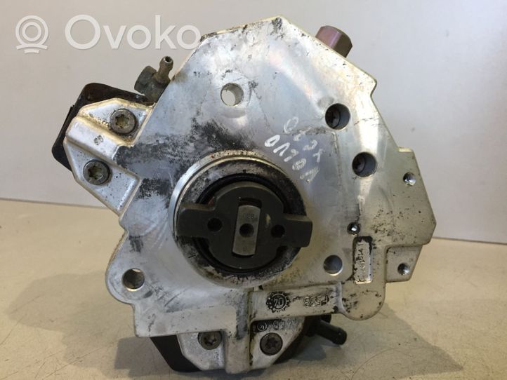 Volvo XC70 Pompe d'injection de carburant à haute pression 8689590