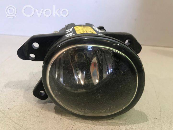 Mercedes-Benz CLS C219 Front fog light A2518200756