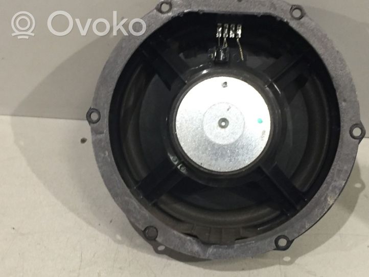 Volkswagen Tiguan Front door speaker 5N0035454