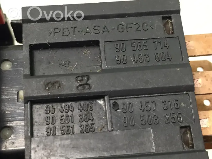 Opel Omega B1 Hazard light switch 90565714