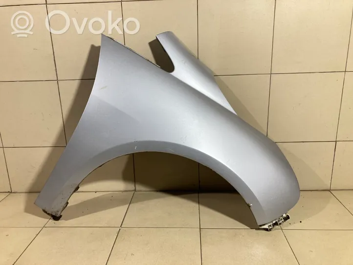 Mitsubishi Grandis Fender 