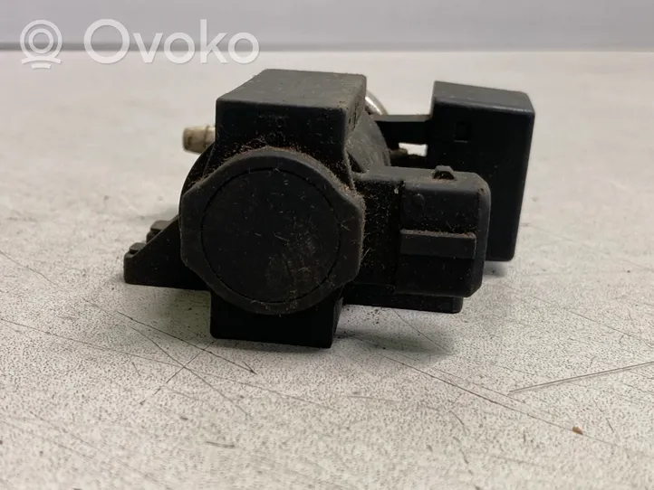 Volvo XC90 Turboahtimen magneettiventtiili 72190329