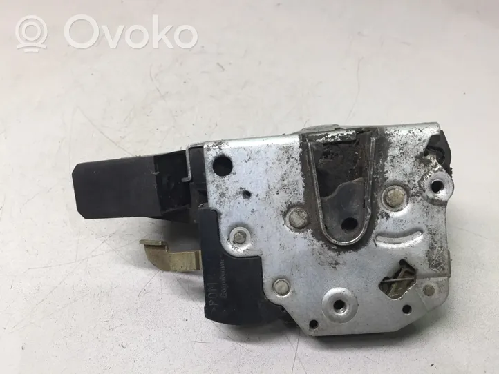 BMW 3 E36 Front door lock 8122418