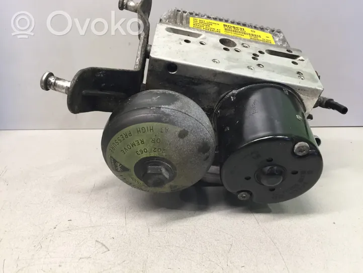 Mercedes-Benz CLS C219 ABS Pump A0054318012