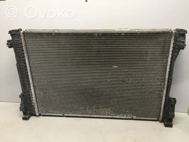 Mercedes-Benz C W204 Radiateur de refroidissement A2045003703