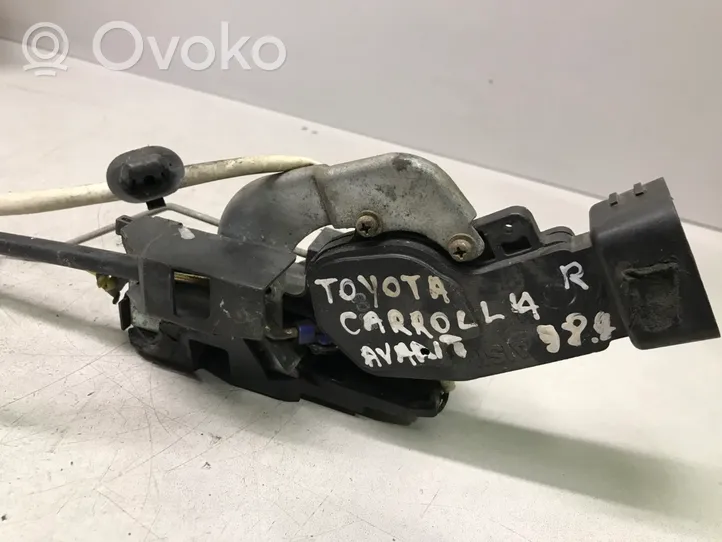 Toyota Corolla E110 Zamek drzwi przednich 