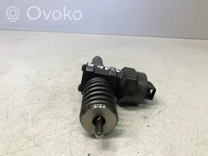 Audi A4 S4 B5 8D Injecteur de carburant 038130073F