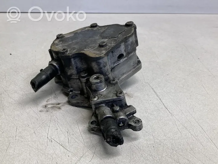 Audi A4 S4 B5 8D Pompe à vide 038145209A