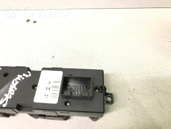 Volkswagen Sharan Electric window control switch 