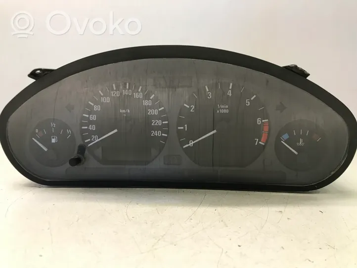 BMW 3 E36 Compteur de vitesse tableau de bord 62118371552