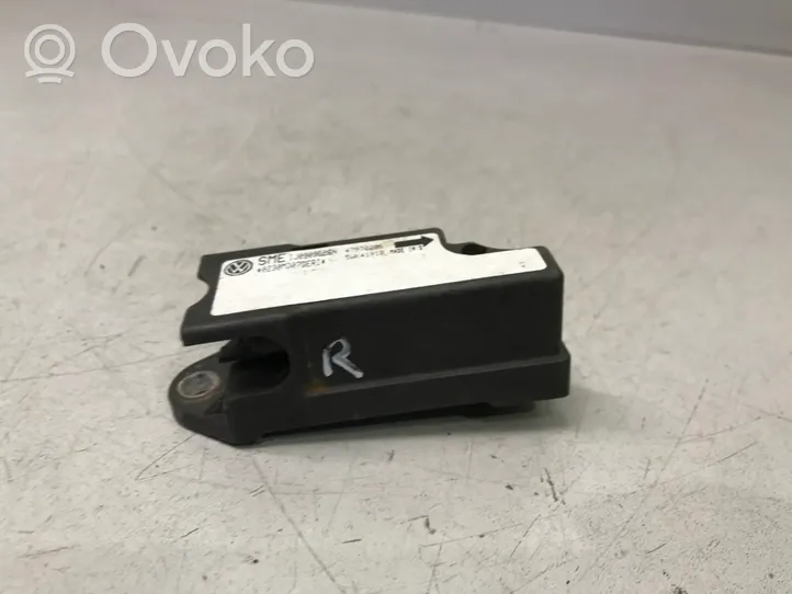 Volkswagen PASSAT B5 Airbagsensor Crashsensor Drucksensor 1J0909606N