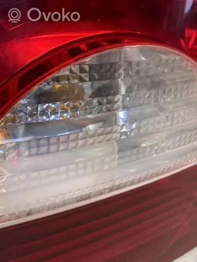 Dodge Caliber Lampa tylna 320077B