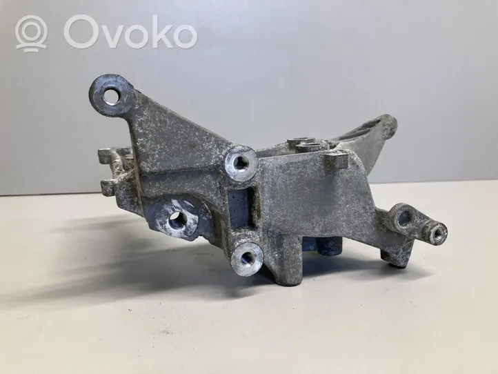 Peugeot 308 Supporto del generatore/alternatore 9684613880