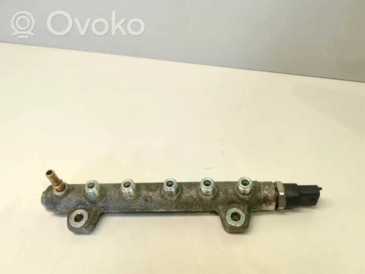 Renault Laguna II Listwa wtryskowa 8200148037