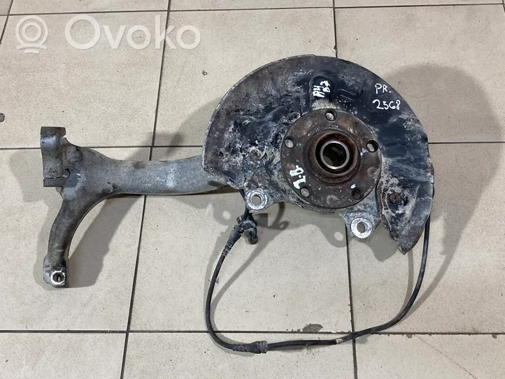 Audi A4 S4 B7 8E 8H Fuso a snodo con mozzo ruota anteriore 