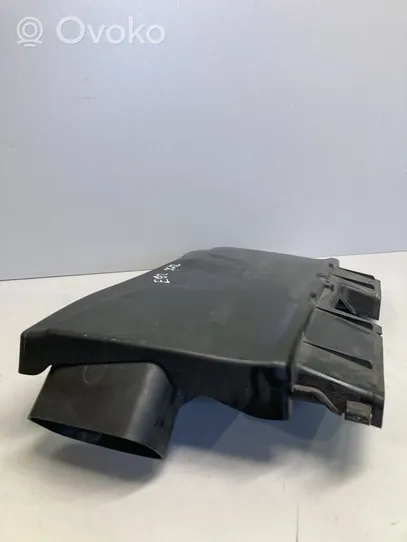 BMW 3 E92 E93 Air intake duct part 7798772