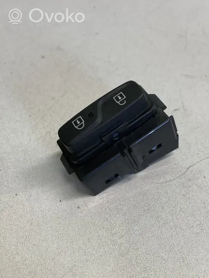 Volvo S60 Central locking switch button 31318989