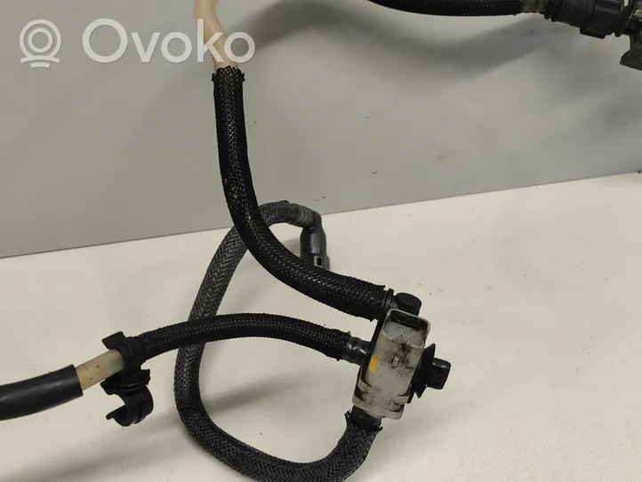 Opel Vivaro Tuyau d'alimentation conduite de carburant 