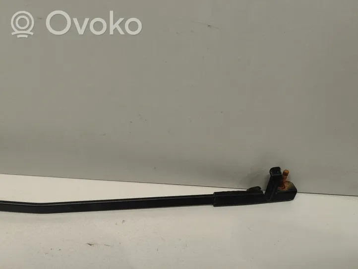 Volkswagen Touran I Front wiper blade arm 1T0955410A