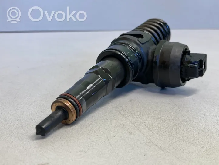 Volkswagen Transporter - Caravelle T5 Injecteur de carburant 038130079GX