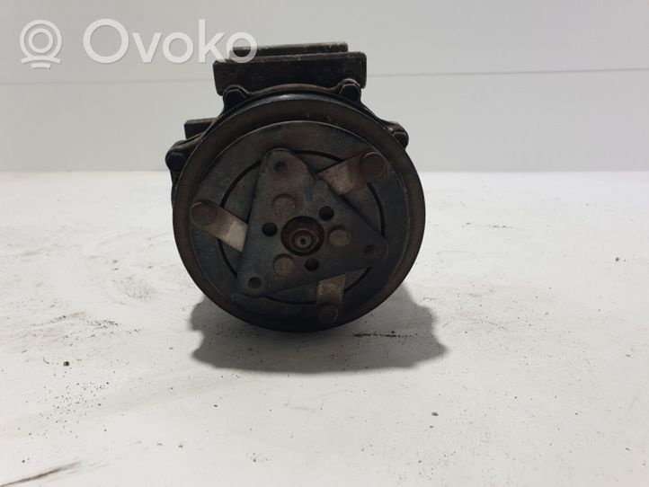 Volvo V50 Air conditioning (A/C) compressor (pump) SD7V16