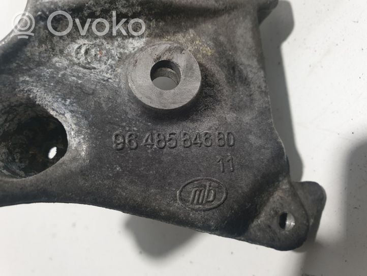 Volvo V50 Halterung AGR-Ventil Kühler Abgaskühler 9648584680